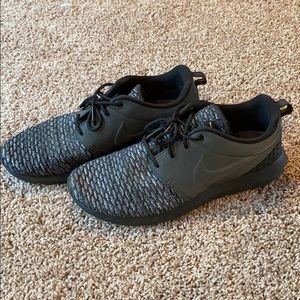 Men’s Nike Sneakers All Black, Size 11.5